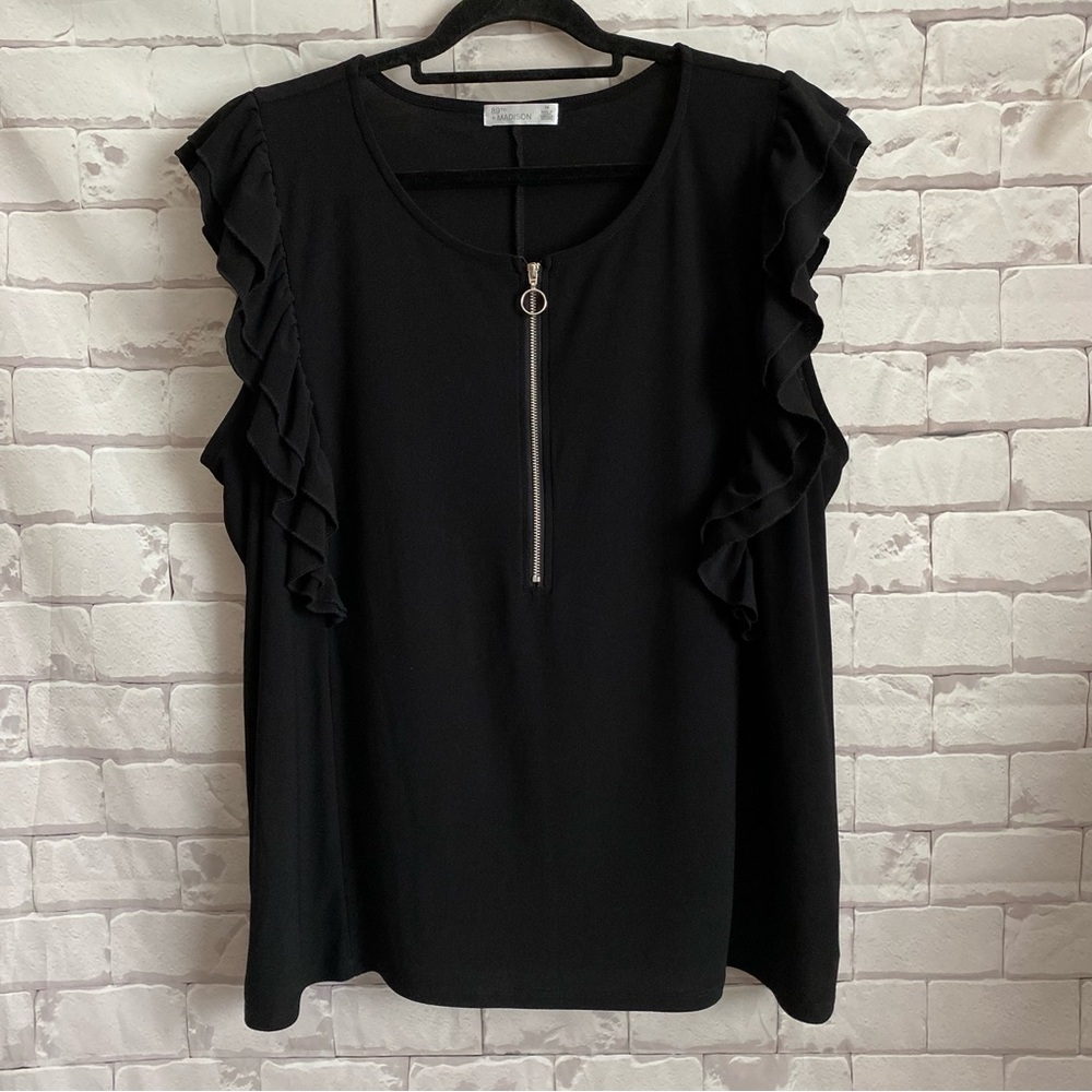 89TH+ MADISON Black Shirt With Ruffle Cap Sleeves Size 3X
